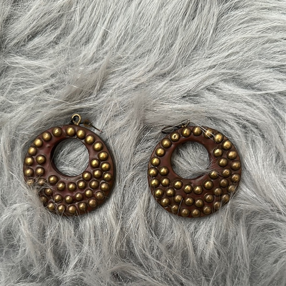 Elegant Circular Beaded Earrings
